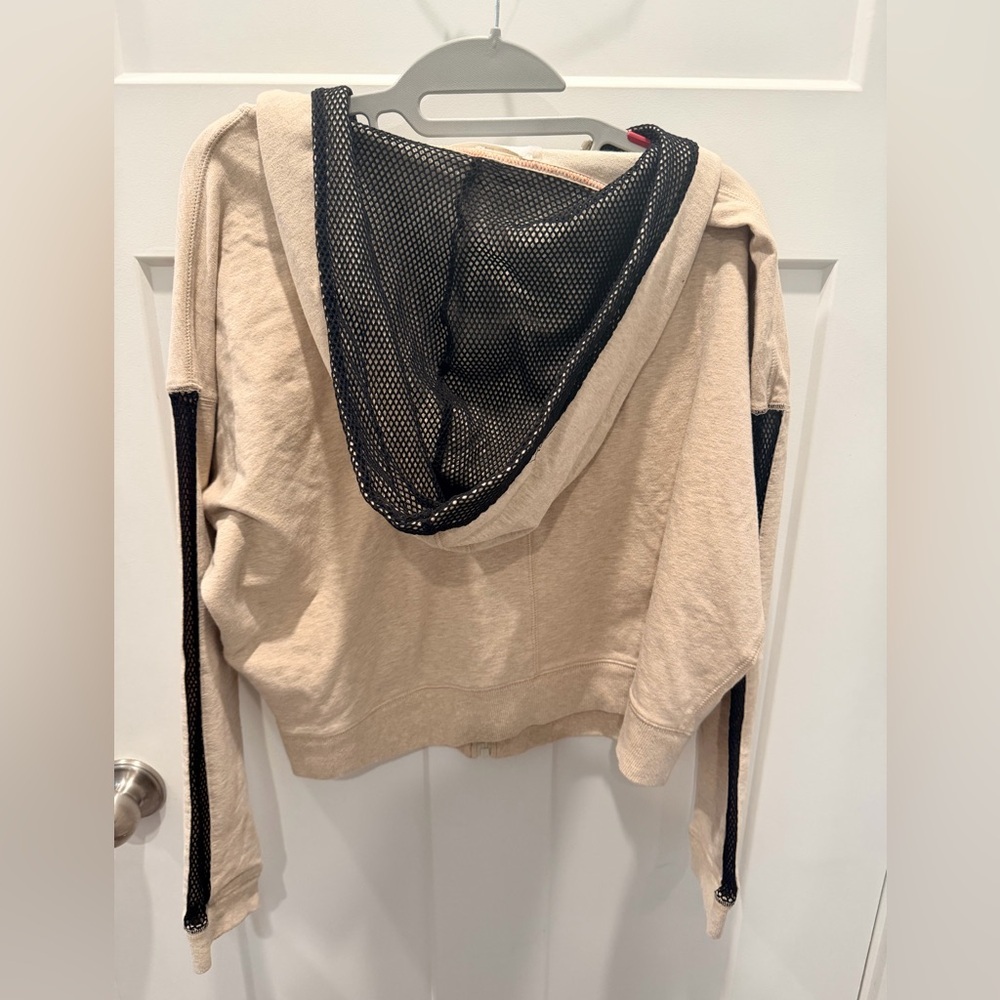 Two by Vince Camuto Beige Zip Hoodie Mesh Detail Stretch Sweatshirt Medium - Picture 4 of 10